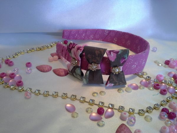 Tiara encapada c/ laço